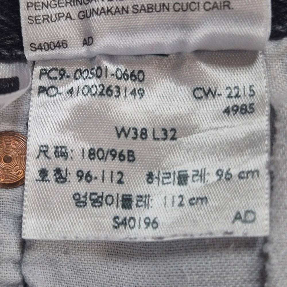 Levi's 501 Original Fit Jeans Mens 38x32 (36x29) Black‎ Washed Denim